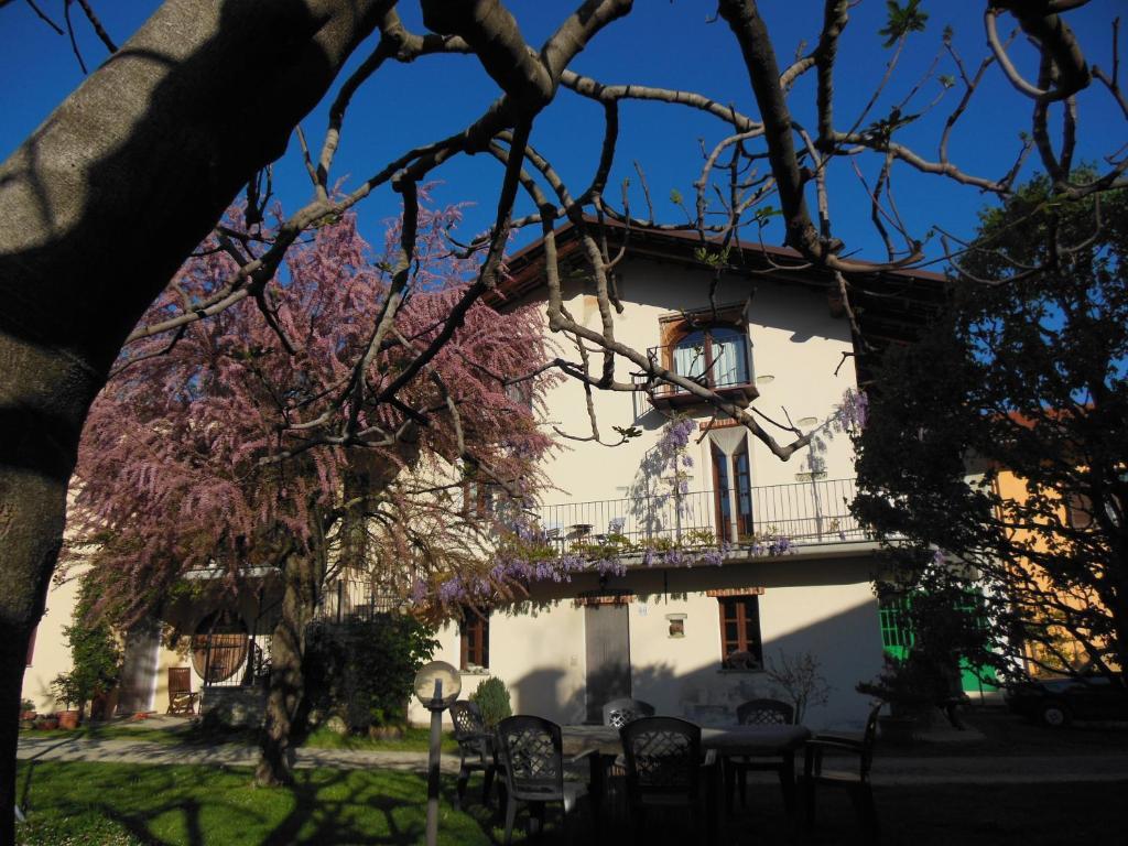 Agriturismo Affittacamere Barbarossa Dogliani Exterior foto