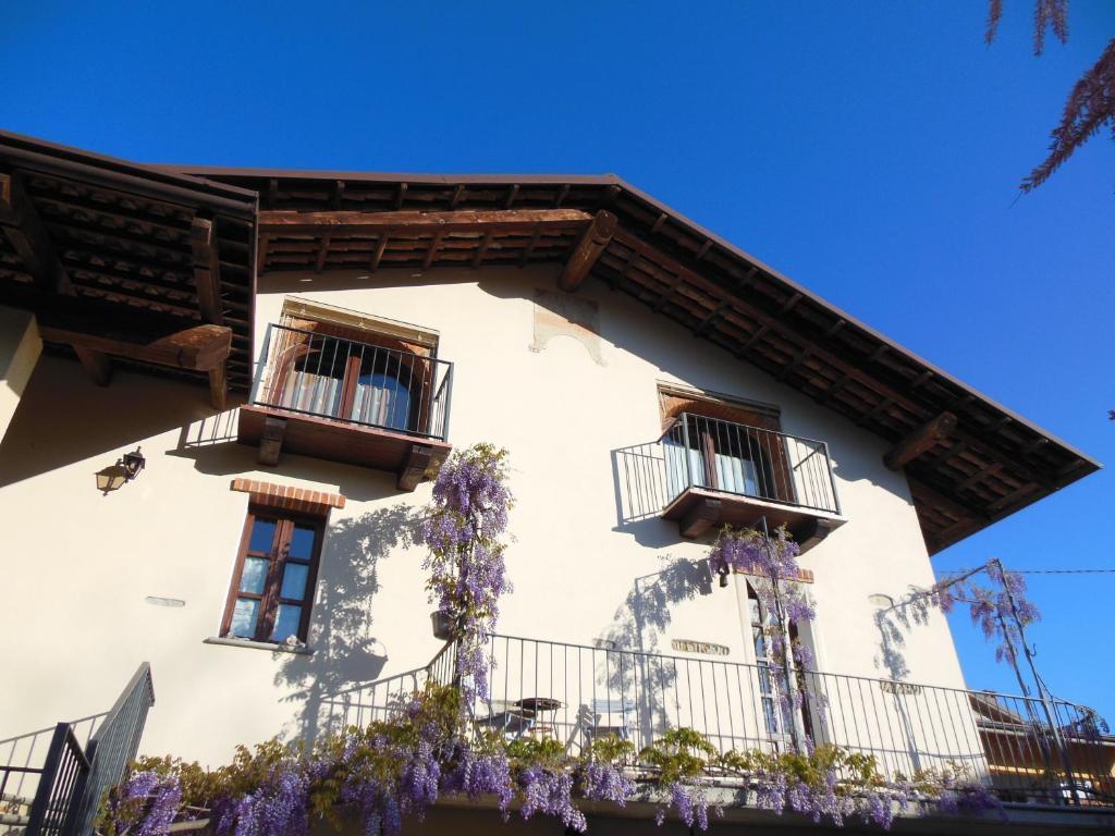 Agriturismo Affittacamere Barbarossa Dogliani Exterior foto