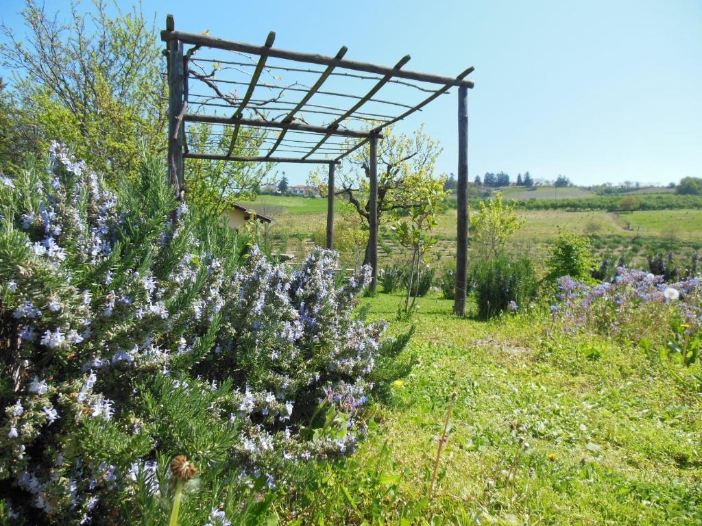 Agriturismo Affittacamere Barbarossa Dogliani Exterior foto